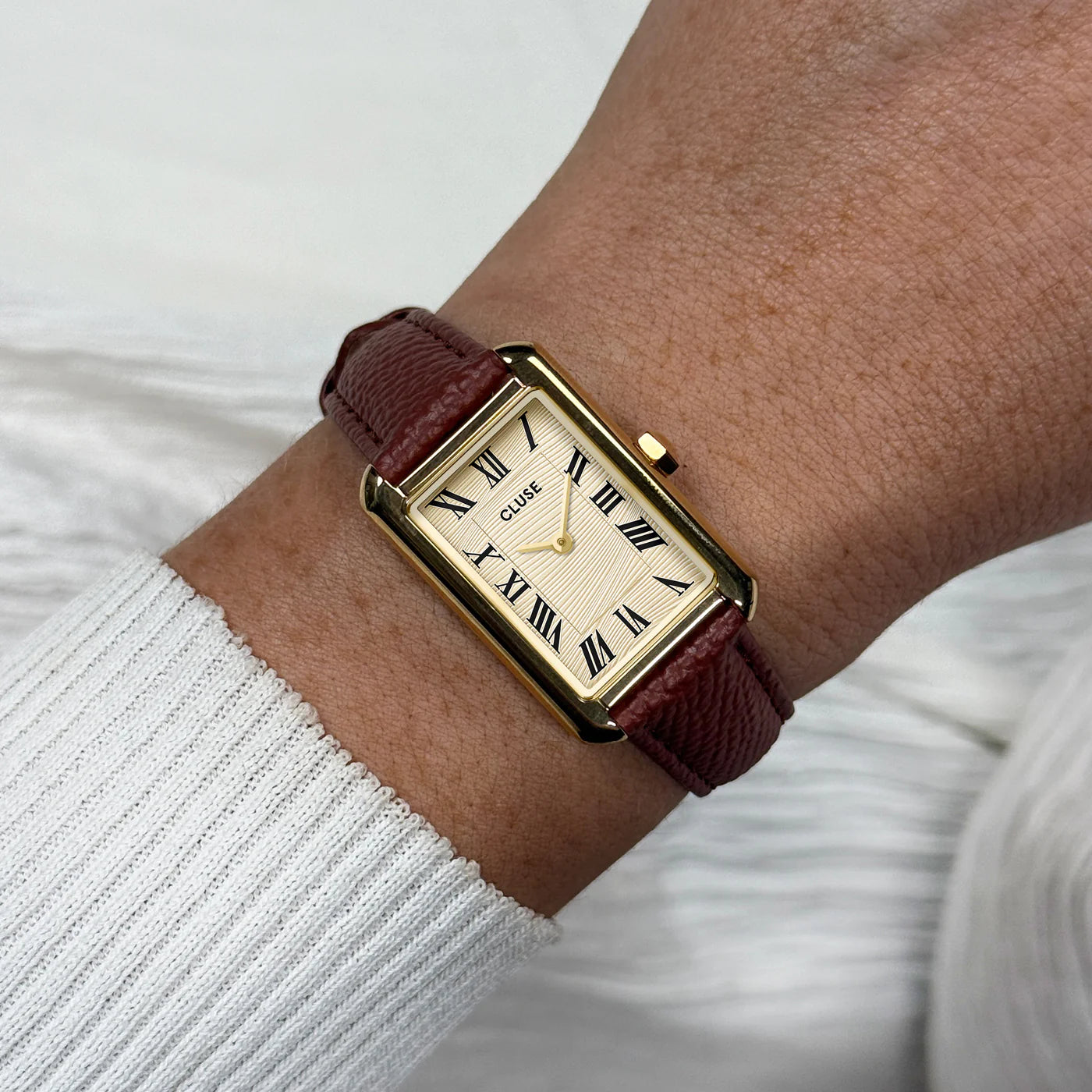 CLUSE Belisenna Leather Nutshell Band Sand Textured Gold Dial Women's Watch CW15008