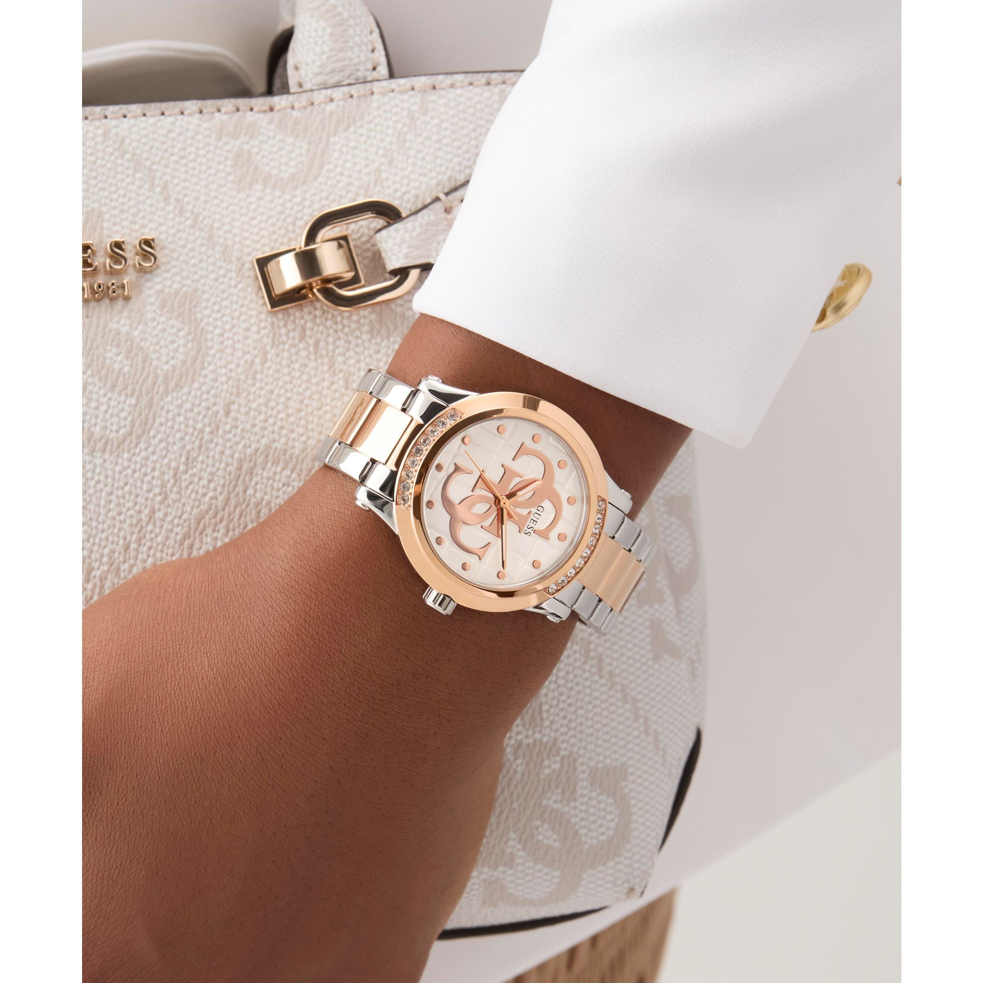 Guess GW0861L5 Watch - Clasp