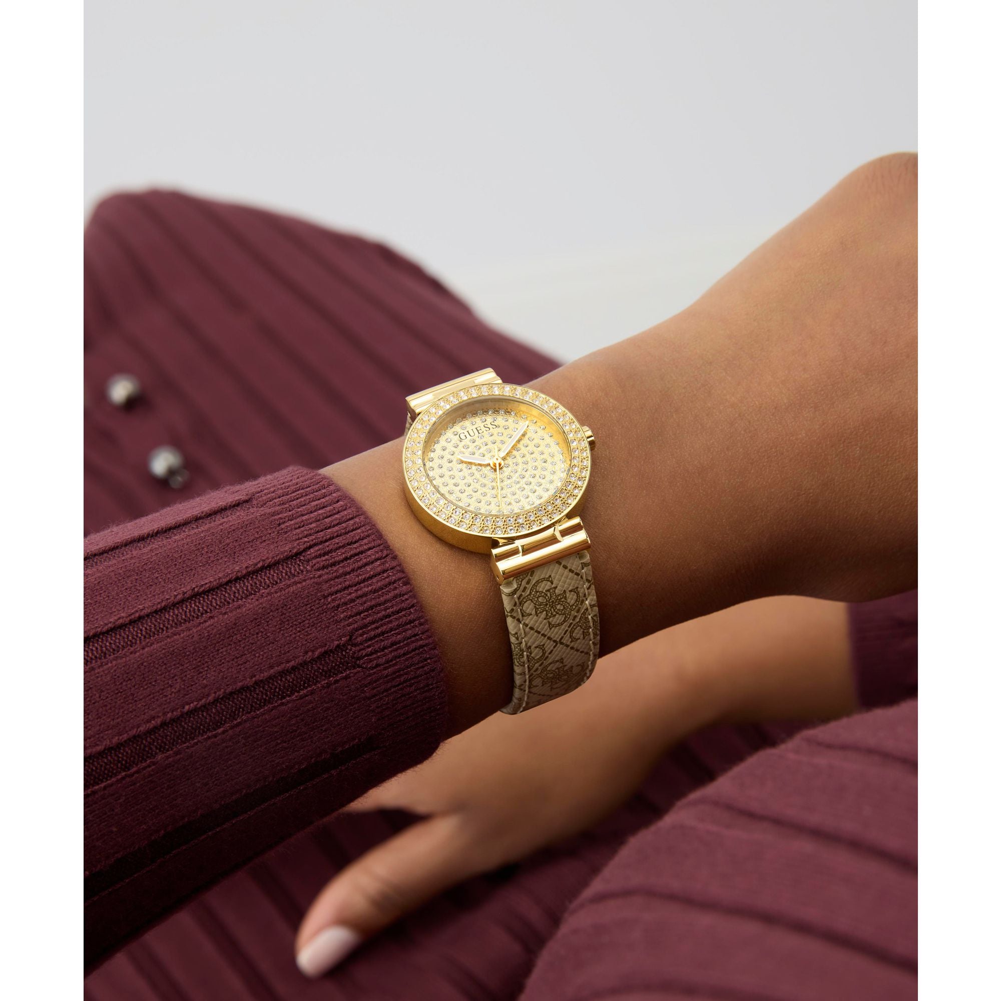 Guess GW0943L2 Watch - Box