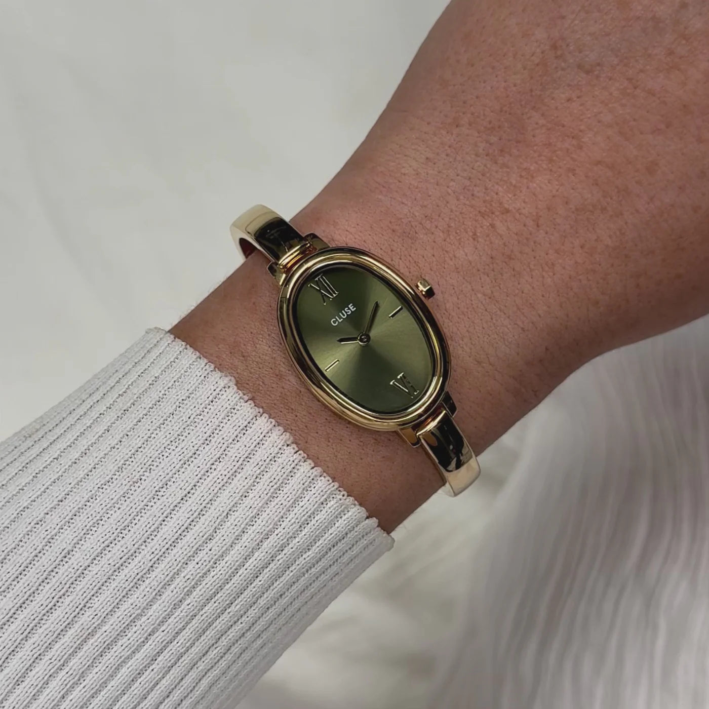 CLUSE L'Ovale Stainless Steel Olive Dial Gold Band Women's Watch CW16103