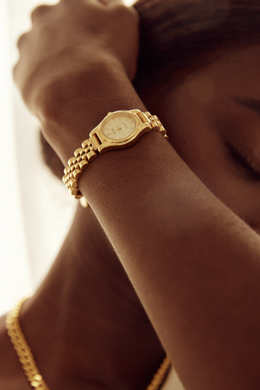 Cendré Isobel gold women's watch lifestyle image