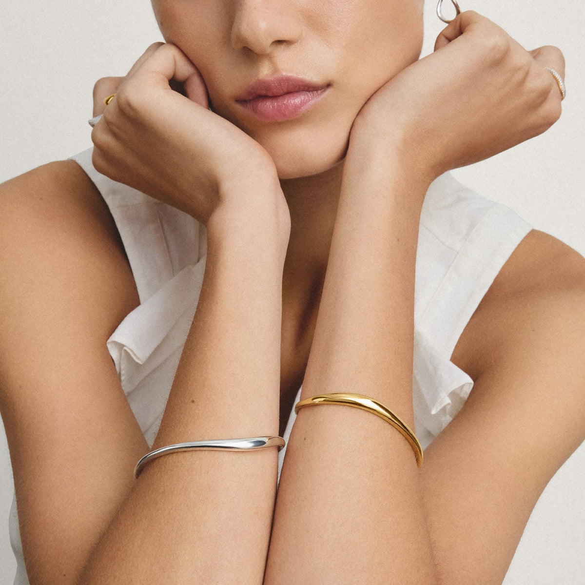 Thomas Sabo Bangle with wave design TAR122