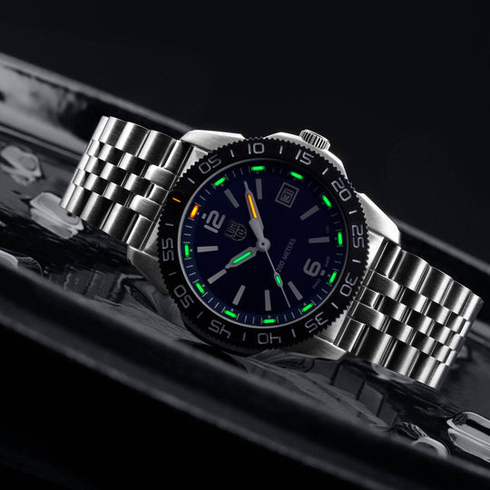 Luminox Pacific Diver Ripple 39mm Diver Watch XS.3123M.SET