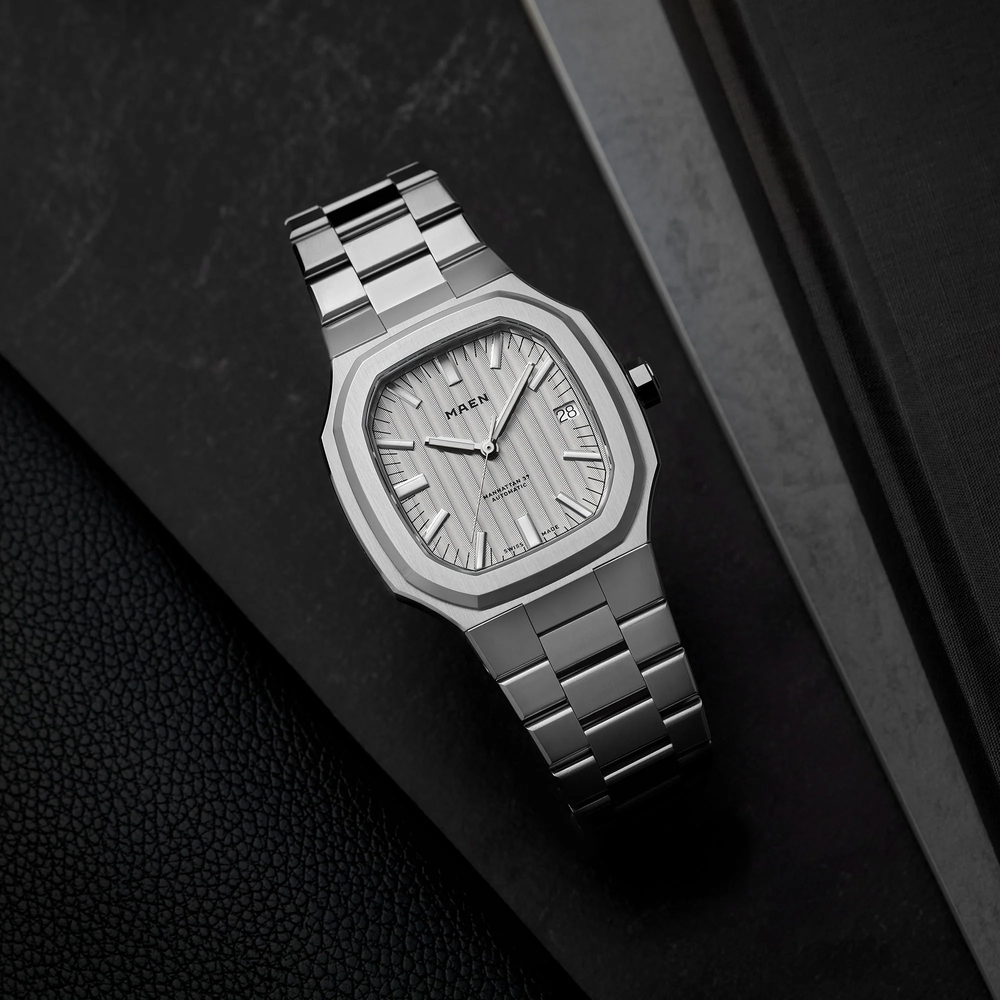 MAEN Manhattan 37 Silver Dial Date Display Automatic Watch M2.1.5