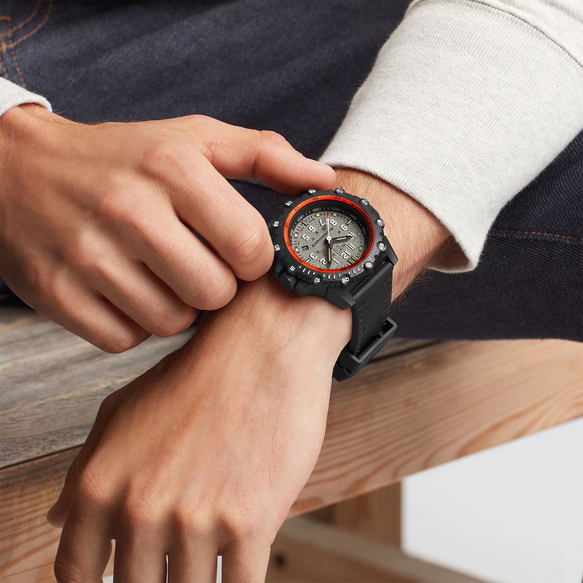 Luminox Commando Frogman XS.3301 – Watch Direct